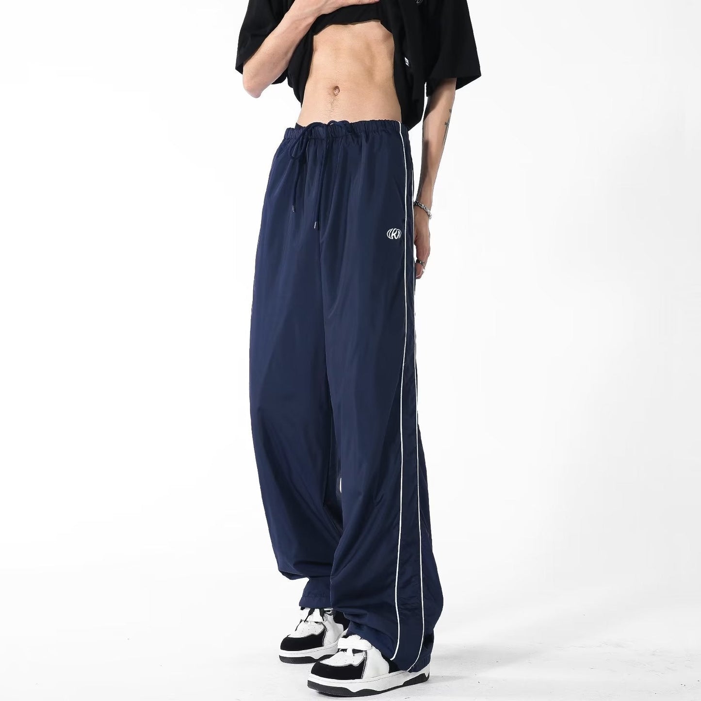 Piping Line Contrast Embroidery Pants